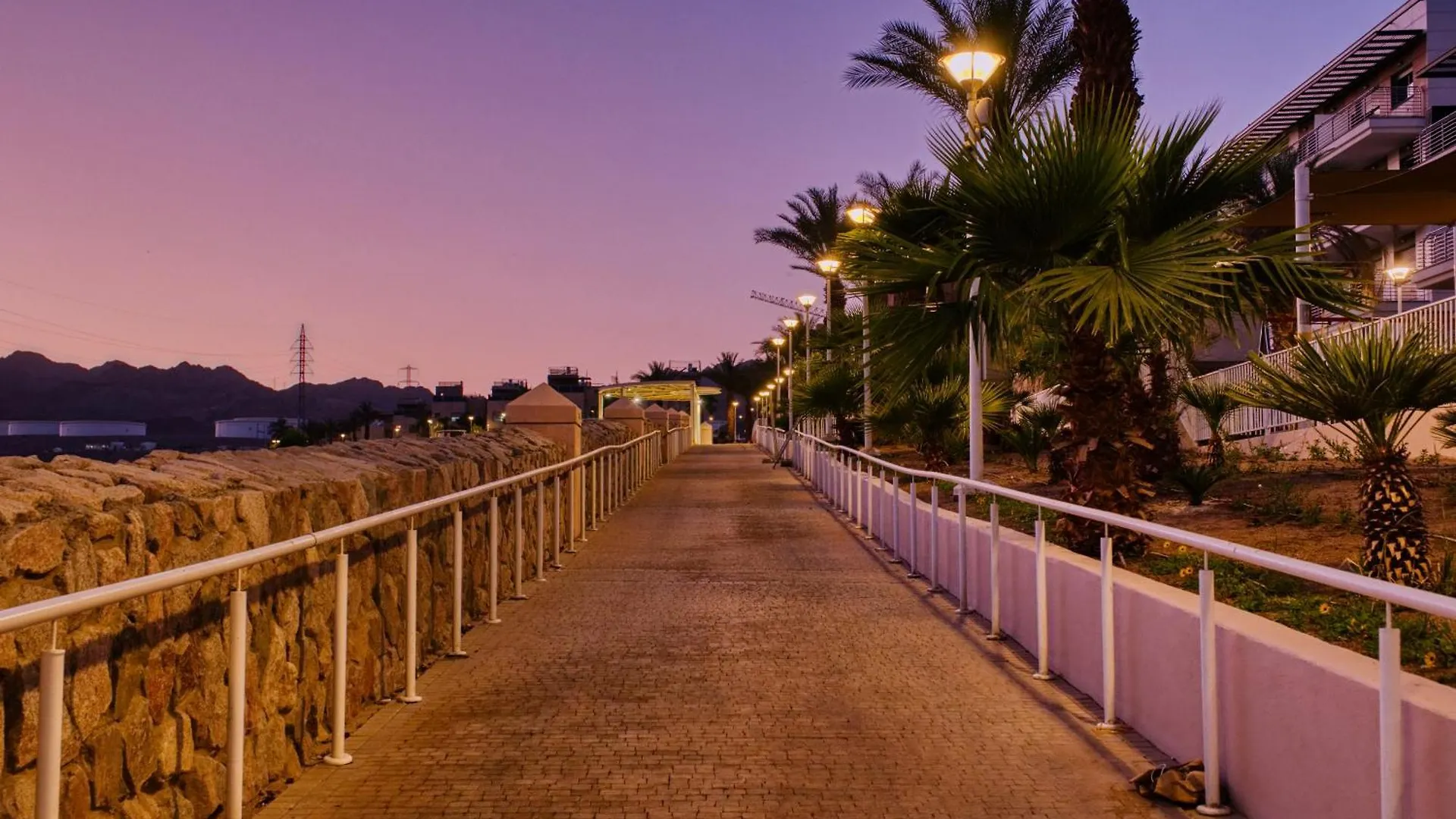 Red Canyon Spa Serene Stay By Sea N Rent Eilat Israel